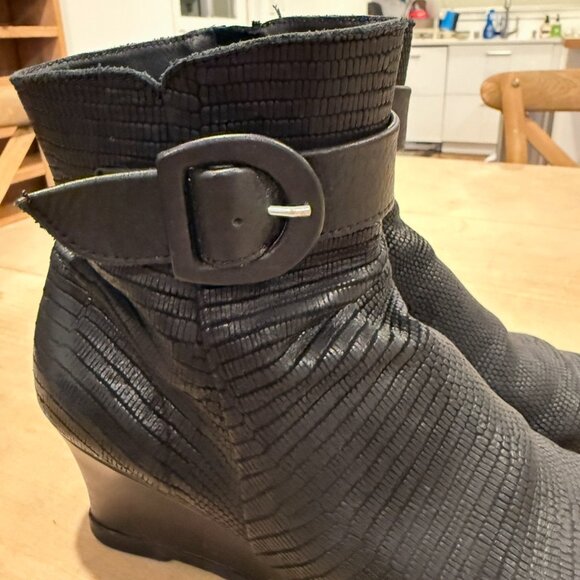 Arche Black Mid Leather Side Zip boot with Buckle Size 38 - Picture 5 of 5